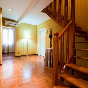 *** Hotel Trevi 41 Italia