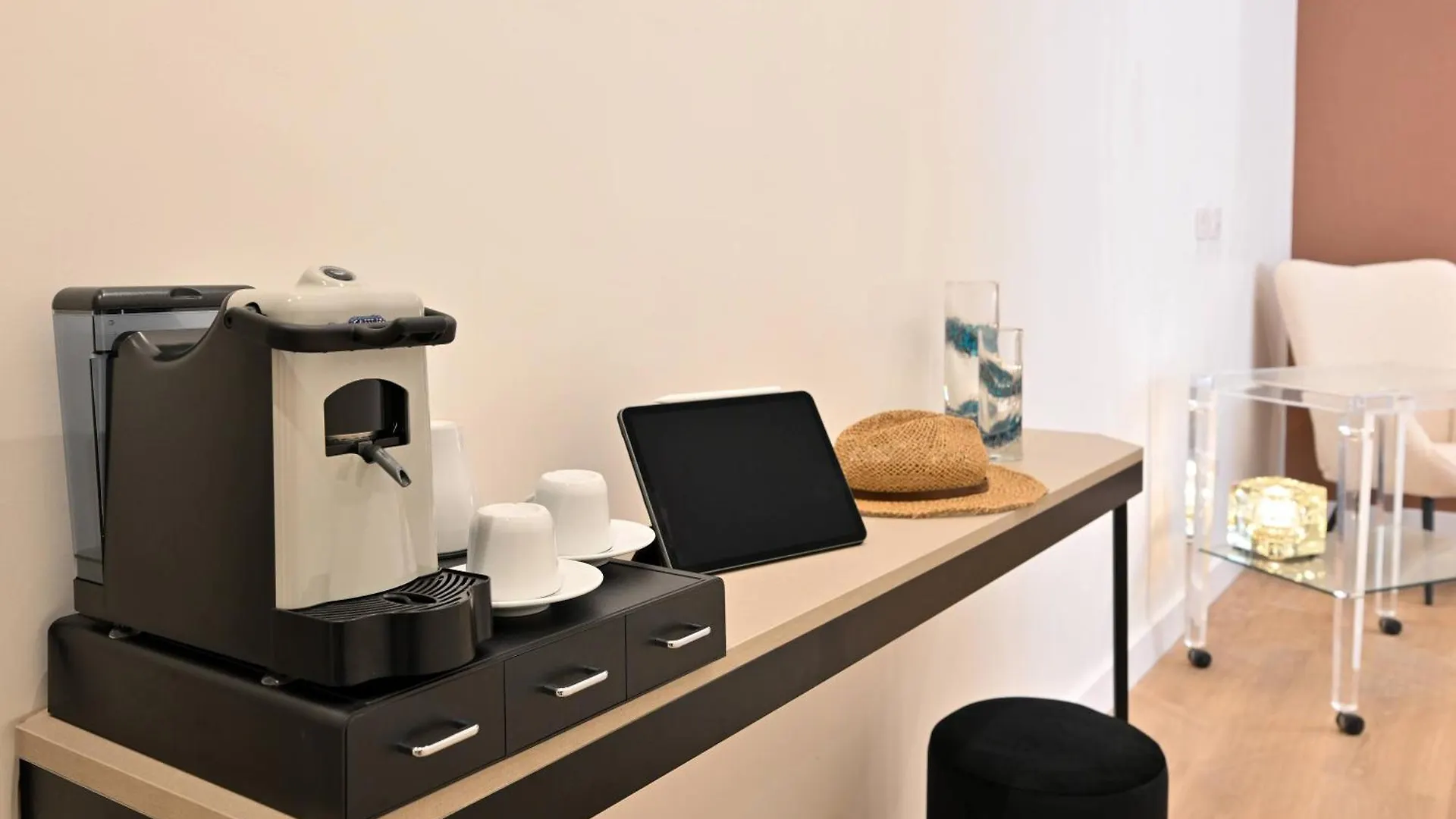 Ponte Di Tappia Suites Naples Italy